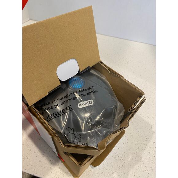 NEW DASH 2 Mini Waffle Maker Skull/Spider - Picture 14 of 14